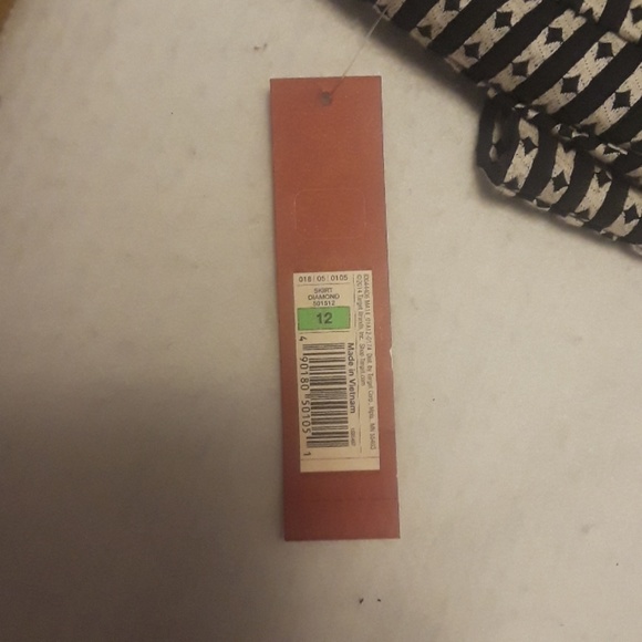 NWT Merona Black&White Diamond Pencil Skirt - 12 - Picture 5 of 8